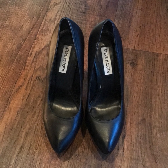 Steve Madden Darrina Platform Pumps - Picture 2 of 6